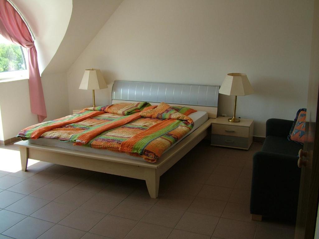 Zoldhaz Bio Panzio Hotel Gyenesdias Bilik gambar