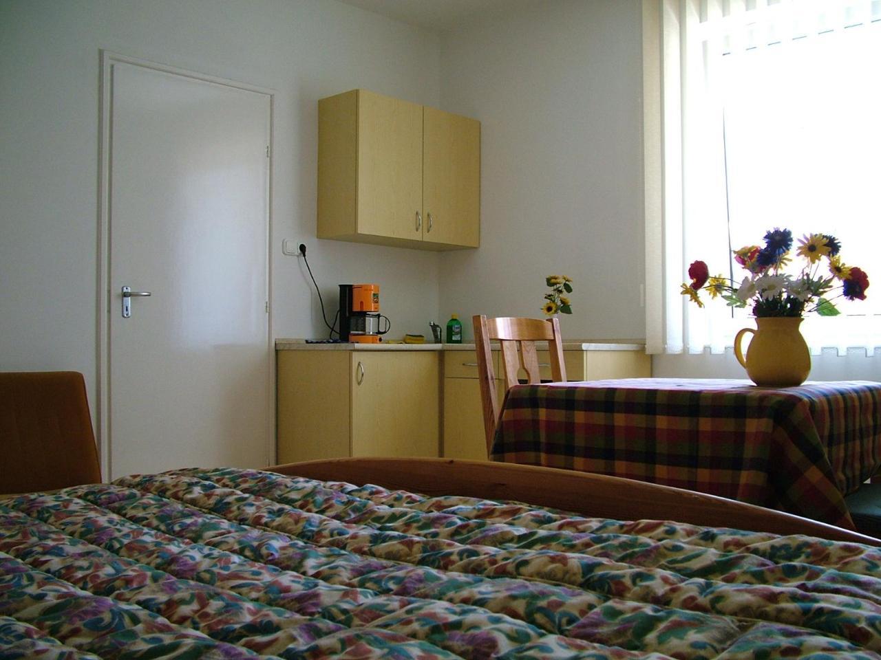 Zoldhaz Bio Panzio Hotel Gyenesdias Luaran gambar